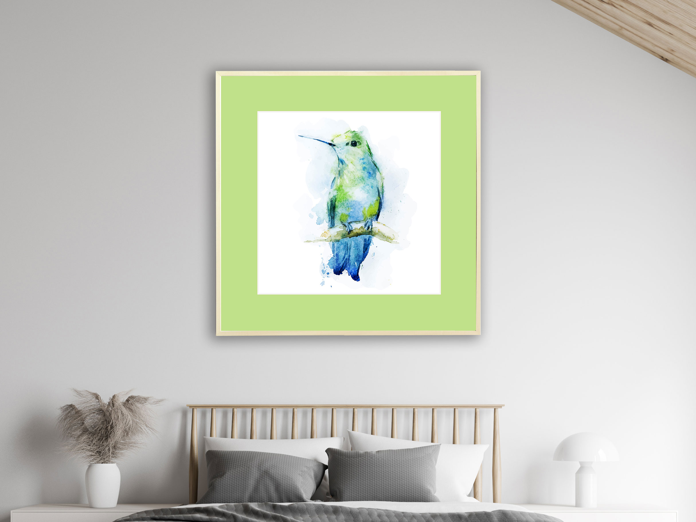 Blauer Vogel auf einem Ast sitzend